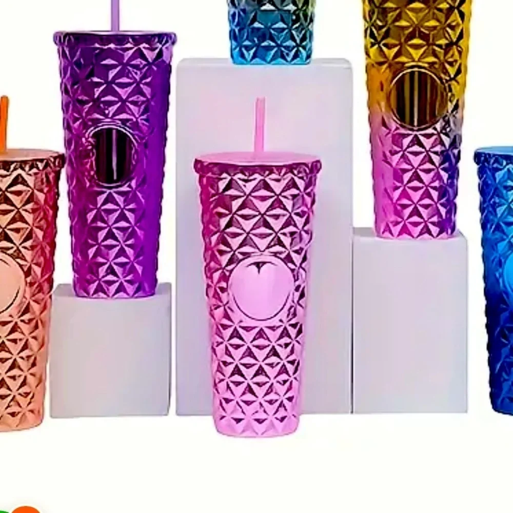 SHINY STUDDED TUMBLER WITH LID AND STRAW 710ML/24OZ